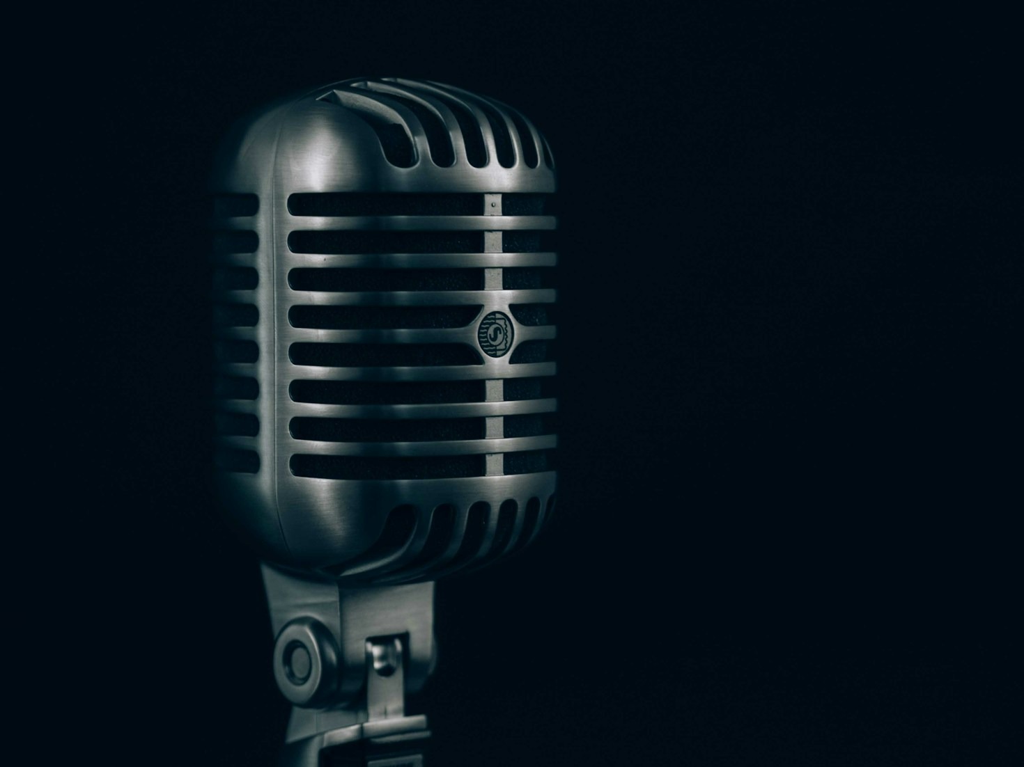 Trending Now: The Rise of AI-Generated Podcasts